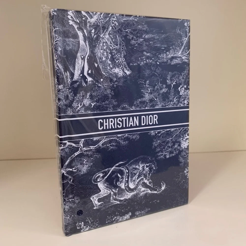 Hold Christian Dior hardcover notebook France